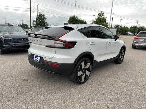 2023 Volvo C40 Recharge Pure Electric Twin Plus