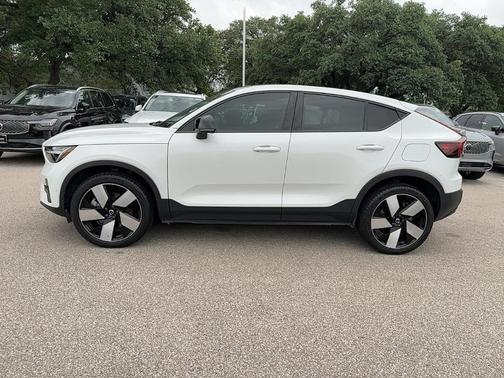 2023 Volvo C40 Recharge Pure Electric Twin Plus
