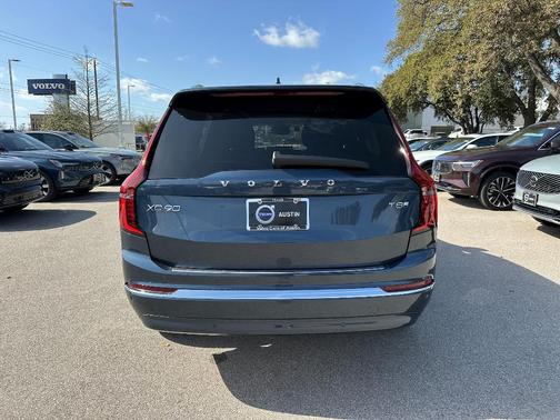 2025 Volvo XC90 Plug-In Hybrid T8 Plus 7-Seater