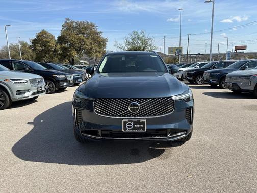 2025 Volvo XC90 Plug-In Hybrid T8 Plus 7-Seater