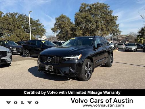 2024 Volvo XC60 Recharge Plug-In Hybrid T8 Plus Dark Theme