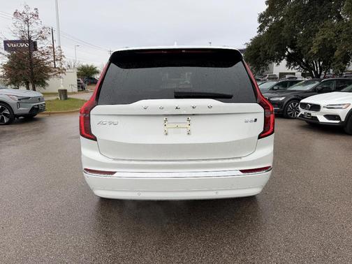 2026 Volvo XC90 B6 Plus 6-Seater