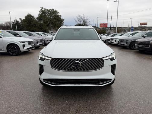 2026 Volvo XC90 B6 Plus 6-Seater