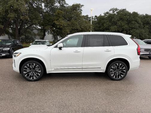 2026 Volvo XC90 B6 Plus 6-Seater