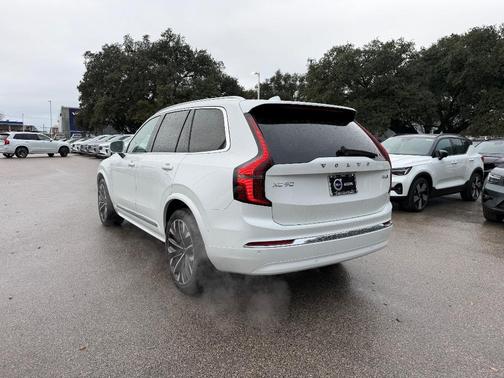 2026 Volvo XC90 B6 Ultra 7-Seater