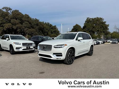 2025 Volvo XC90 B6 Plus 7-Seater
