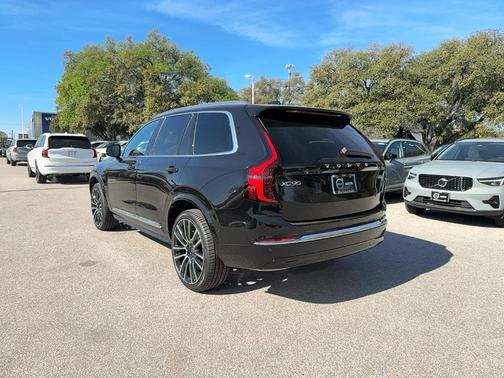 2026 Volvo XC90 B5 Ultra 6-Seater