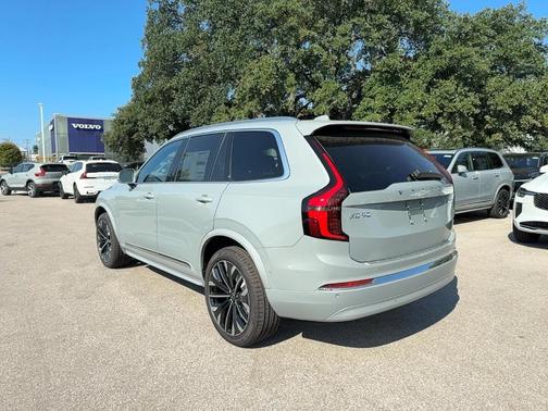 Vapour Grey 2026 Volvo XC90 B6 Plus 7-Seater