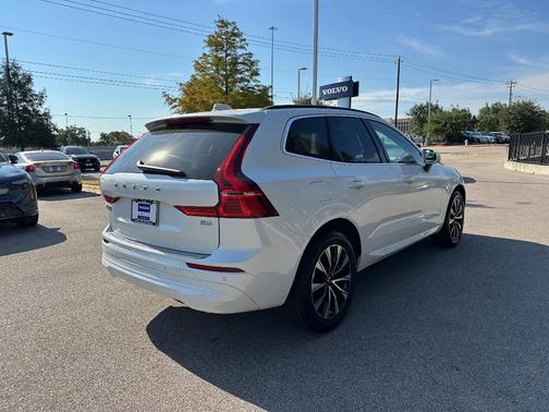 2023 Volvo XC60 B5 Core