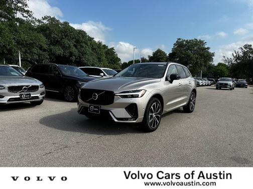 2025 Volvo XC60 B5 Plus