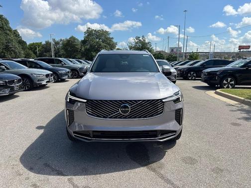 2026 Volvo XC90 B6 Plus 7-Seater