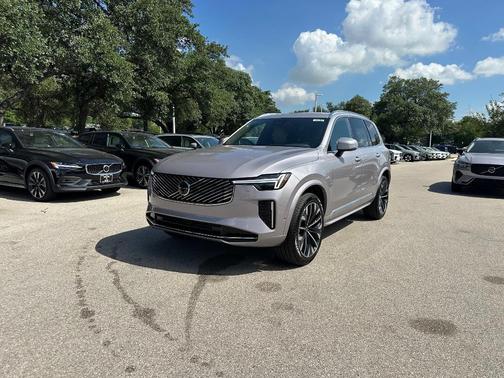 2026 Volvo XC90 B6 Plus 7-Seater