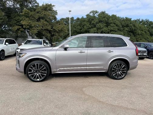 2026 Volvo XC90 B6 Ultra 7-Seater