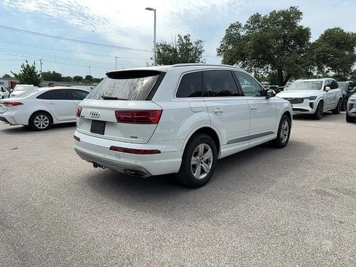 2018 Audi Q7 2.0T Premium Plus