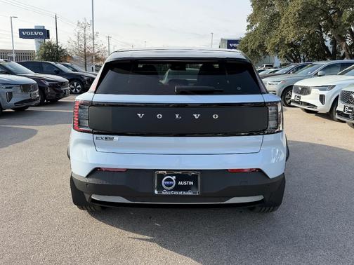 2026 Volvo EX30 TWIN MOTOR CROSS COUNTRY ULTRA