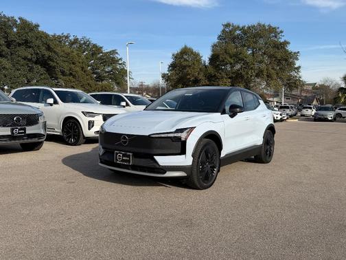 2026 Volvo EX30 TWIN MOTOR CROSS COUNTRY ULTRA