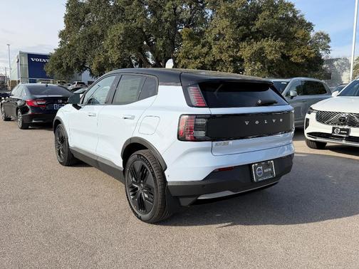 2026 Volvo EX30 TWIN MOTOR CROSS COUNTRY ULTRA