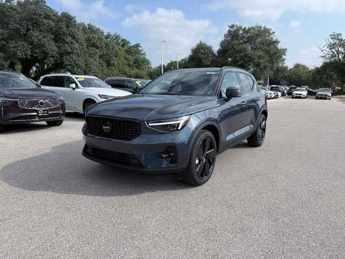 Denim Blue 2026 Volvo XC40 B5 Ultra Black Edition