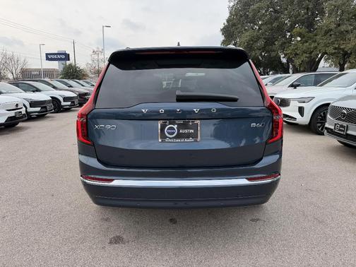 2026 Volvo XC90 B6 Ultra 7-Seater