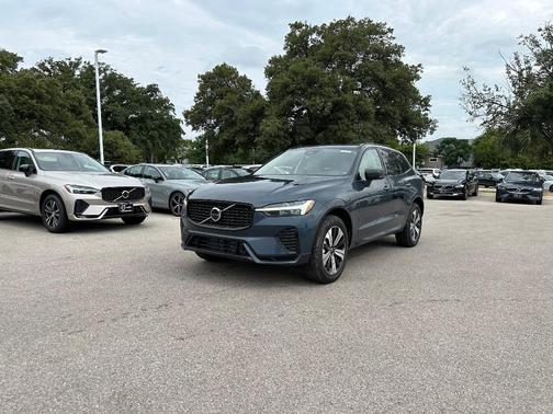 2025 Volvo XC60 Plug-In Hybrid T8 Core
