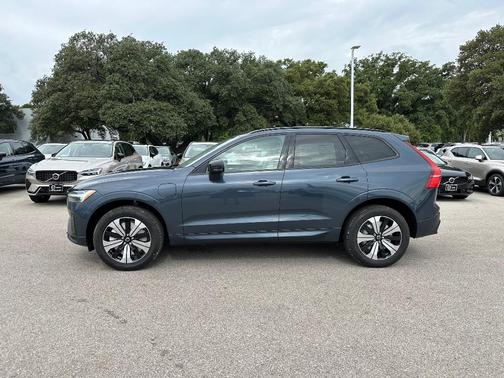 2025 Volvo XC60 Plug-In Hybrid T8 Core