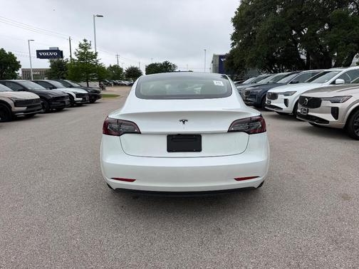 Pearl White Multi 2023 Tesla Model 3 Base