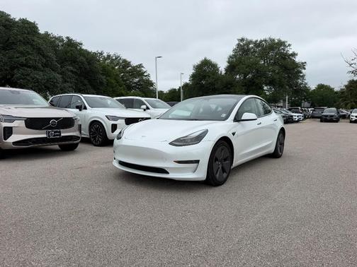 Pearl White Multi 2023 Tesla Model 3 Base