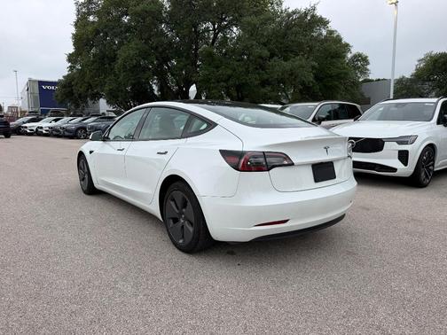 Pearl White Multi 2023 Tesla Model 3 Base