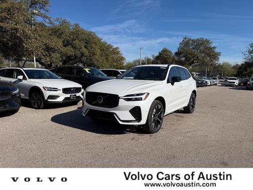 2026 Volvo XC60 B5 Plus