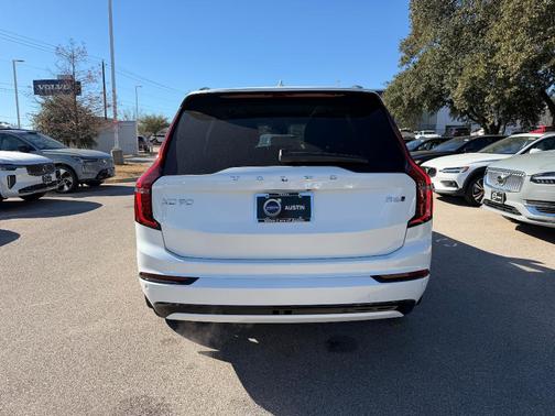 2026 Volvo XC90 B6 Ultra Dark Theme 7-Seater