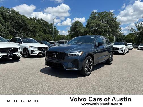 2026 Volvo XC60 B5 PLUS