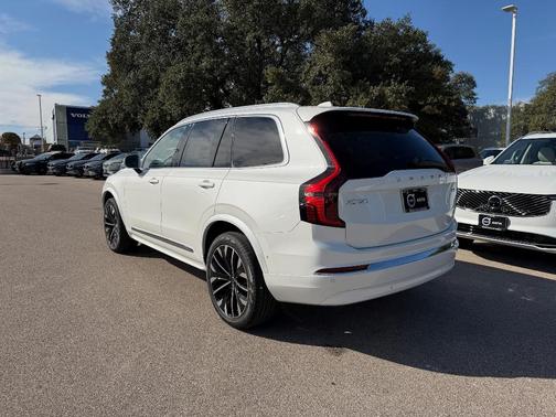 2026 Volvo XC90 B6 Ultra 7-Seater