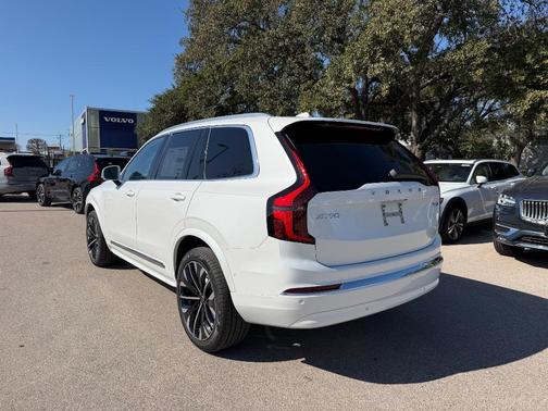 2026 Volvo XC90 B6 Ultra 7-Seater