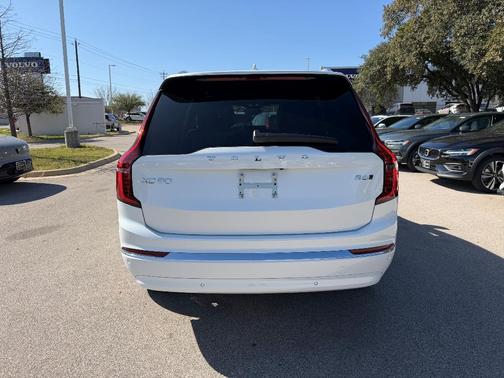 2026 Volvo XC90 B6 Ultra 7-Seater