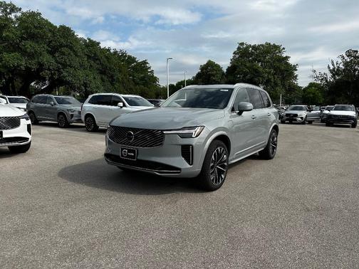 2025 Volvo XC90 Plug-In Hybrid T8 Core 7-Seater