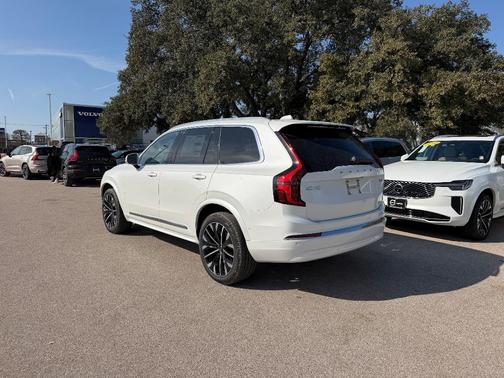 2026 Volvo XC90 B6 Ultra 6-Seater