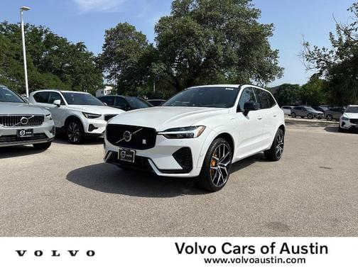 2025 Volvo XC60 Plug-In Hybrid T8 Polestar Engineered