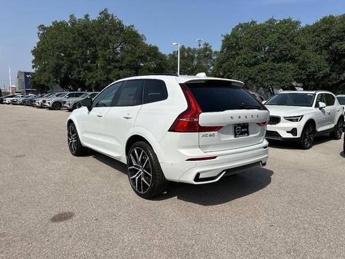 2025 Volvo XC60 Plug-In Hybrid T8 Polestar Engineered