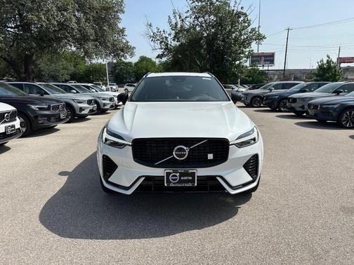 2025 Volvo XC60 Plug-In Hybrid T8 Polestar Engineered