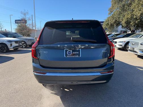 2026 Volvo XC90 B6 Ultra 6-Seater