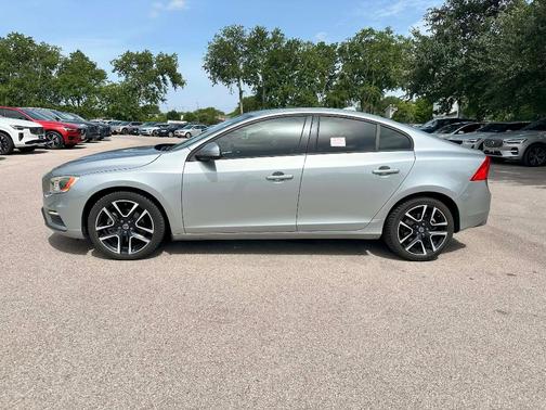 2018 Volvo S60 T5 Dynamic