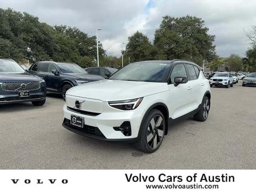 2026 Volvo EX40 Twin Motor Plus