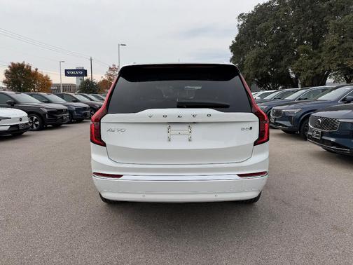 2026 Volvo XC90 B6 Ultra 7-Seater