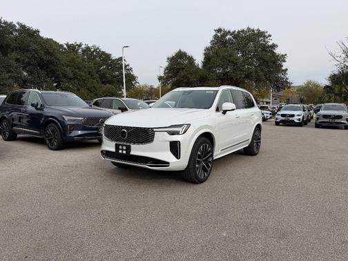 2026 Volvo XC90 B6 Ultra 7-Seater