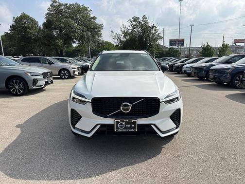 2025 Volvo XC60 B5 Core