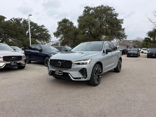 2026 Volvo XC60 B5 Ultra