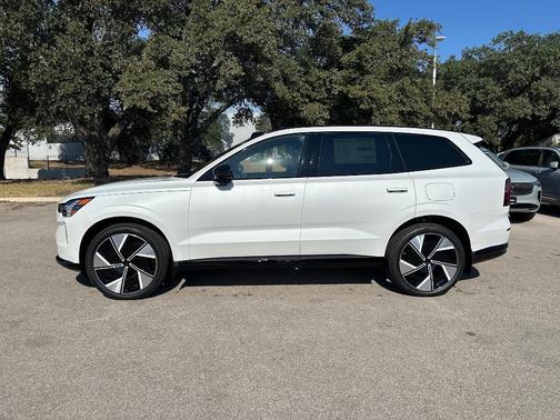 2025 Volvo EX90 Twin Motor Performance Plus 6-Seater