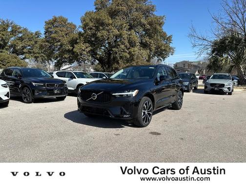 2025 Volvo XC60 B5 Plus