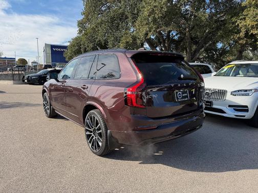 2026 Volvo XC90 B6 Ultra Dark Theme 7-Seater
