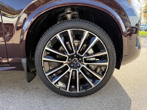 2026 Volvo XC90 B6 Ultra Dark Theme 7-Seater